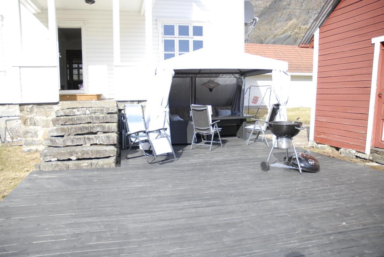 Comfortable House In Quiet Area Luster Esterno foto